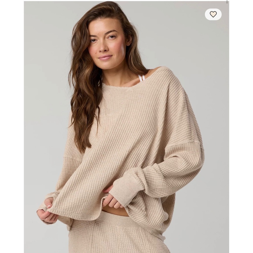 OFFLINE by Aerie Wow! Waffle Notch Neck Long Sleeve Shirtβ Oatmeal Tan Small